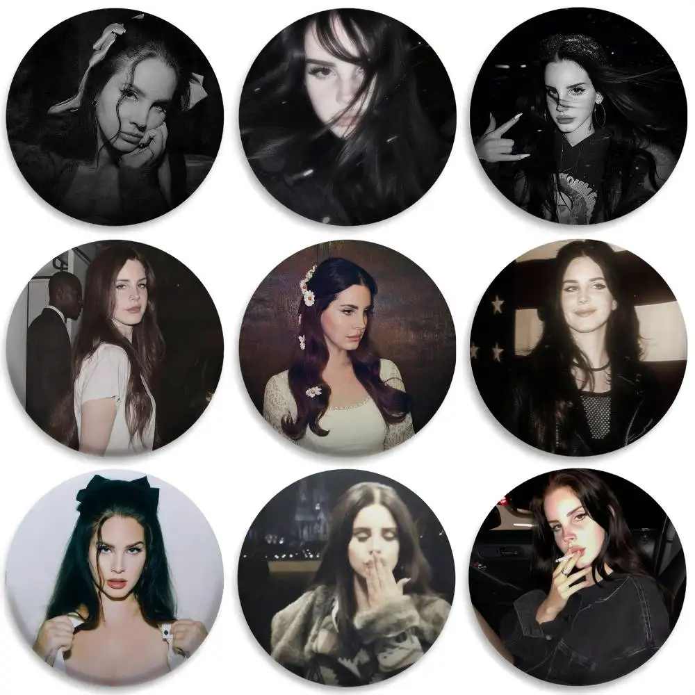 Lana D-Del ReyS Singer Badges Round Exquisite Badge Brooches Creative Pins For Clothes Hat Backpack Gift Accessories
Lana D-Del ReyS Singer Badges Round Exquisite Badge Brooches Creative Pins For Clothes Hat Backpack Gift Accessories