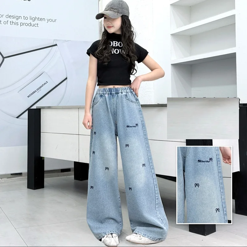 Весенне-осенние джинсы для девочек с вышивкой, свободные прямые мягкие джинсовые брюки для школы и улицы, детская одежда, 5-16 лет
Весенне-осенние джинсы для девочек с вышивкой, свободные прямые мягкие джинсовые брюки для школы и улицы, детская одежда, 5-16 лет