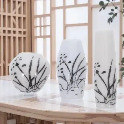 3pcs Mini Flower Vases Small Size Lightweight Decorative Set For Home Office Desk Chinese Style Elegant Vase Miniature Accessory
3pcs Mini Flower Vases Small Size Lightweight Decorative Set For Home Office Desk Chinese Style Elegant Vase Miniature Accessory