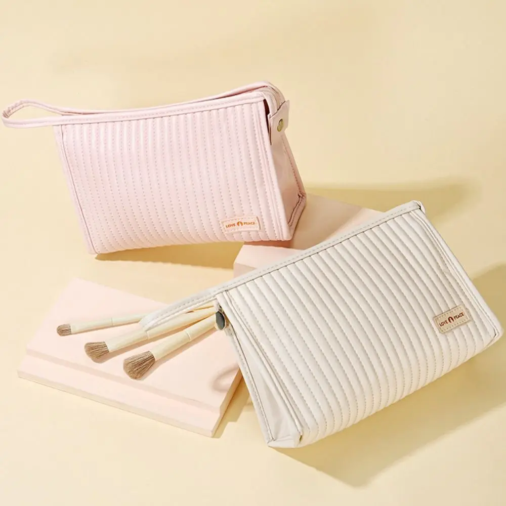 Fashion Casual Zipper Toiletry Bag Makeup Organizer Female Cream Color PU Cosmetic Bag Bath Storage Storage Bag Makeup Case
Fashion Casual Zipper Toiletry Bag Makeup Organizer Female Cream Color PU Cosmetic Bag Bath Storage Storage Bag Makeup Case