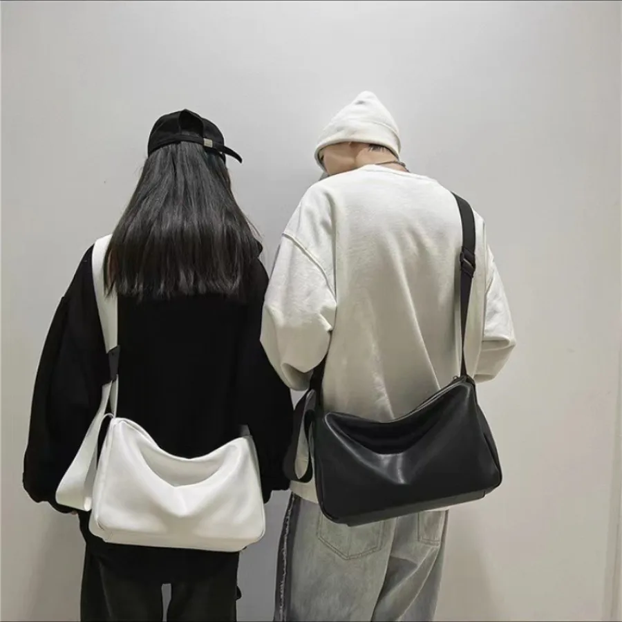 Модная повседневная простая популярная сумка, большая вместительная сумка через плечо, темные женские сумки на плечо в гонконгском стиле в стиле ретро 
Модная повседневная простая популярная сумка, большая вместительная сумка через плечо, темные женские сумки на плечо в гонконгском стиле в стиле ретро