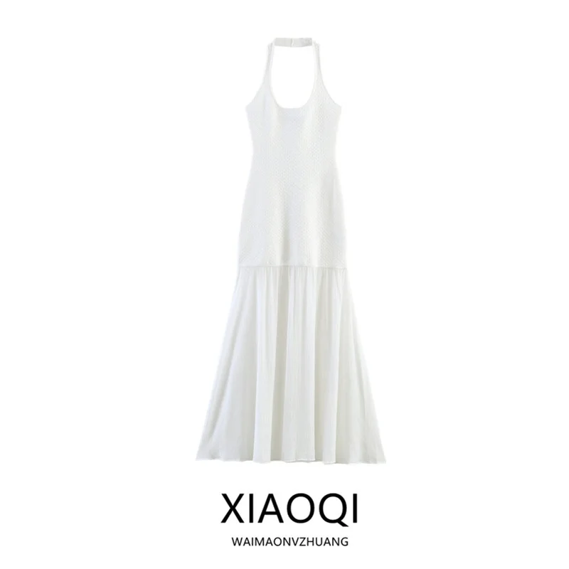 Summer 2026 New Women's Knitted Backless Neckline Holiday Dress High Waist Commute Style City Casual Fashion Elegant Design
Summer 2026 New Women's Knitted Backless Neckline Holiday Dress High Waist Commute Style City Casual Fashion Elegant Design