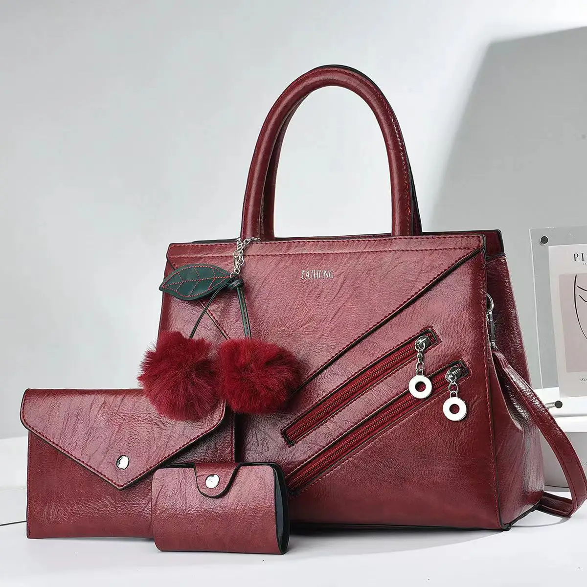3pcs/set Large Capacity Tote Handbag with Wallet Women Crossbody Shoulder Bag Female Underarm Pouch Sac A Main Femme
3pcs/set Large Capacity Tote Handbag with Wallet Women Crossbody Shoulder Bag Female Underarm Pouch Sac A Main Femme