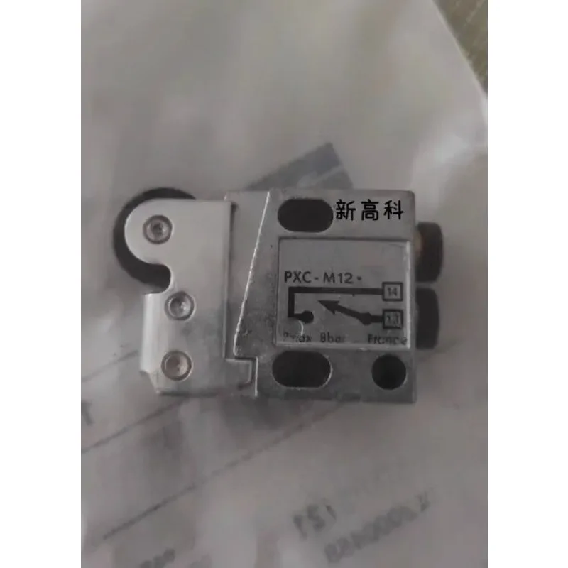 Original genuine mechanical valve PXC-M12 · Flour mill accessories Roller valve Grinding mill stroke valve
Original genuine mechanical valve PXC-M12 · Flour mill accessories Roller valve Grinding mill stroke valve