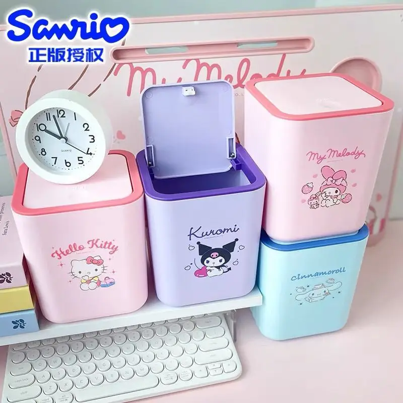 Sanrio Hello Kitty Desktop Trash Can with Lid Storage Box Desk Countertop Good Looks Beautiful Cartoon Fashion Give To Children
Sanrio Hello Kitty Desktop Trash Can with Lid Storage Box Desk Countertop Good Looks Beautiful Cartoon Fashion Give To Children
