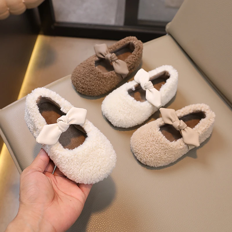 Children Girls Winter Shoes Cotton-padded Warm Cotton Fur Fluffy Flats Kids Loafers Slip-on Princess Sweet Anti-slippery Bowtie
Children Girls Winter Shoes Cotton-padded Warm Cotton Fur Fluffy Flats Kids Loafers Slip-on Princess Sweet Anti-slippery Bowtie