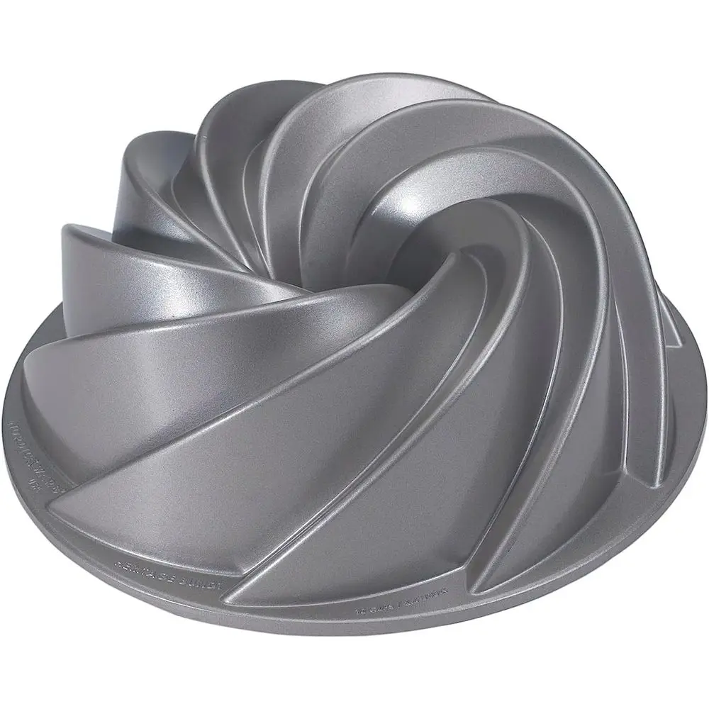 10 Cup Silver Bundt
10 Cup Silver Bundt