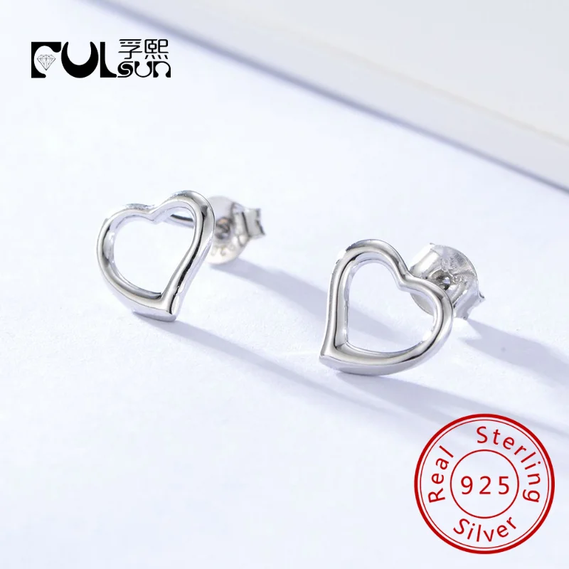 925 Sterling silver Mini Heart stud Earrings Jewelry Girls Silver Stud Boucle D Oreille Brincos
925 Sterling silver Mini Heart stud Earrings Jewelry Girls Silver Stud Boucle D Oreille Brincos