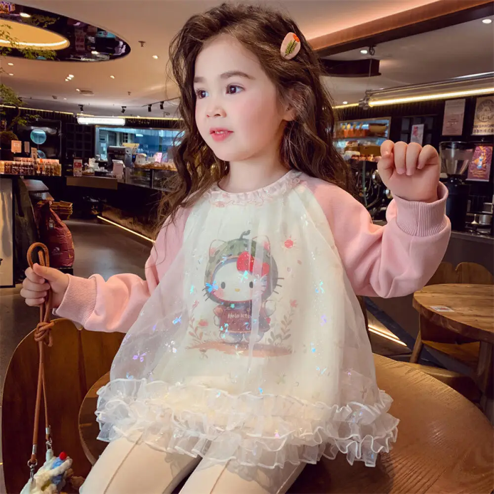 Sanrio Hello Kitty Girls Sweatshirt Autumn New Children's Long-Sleeved Splicing Mesh Fashion Cartoon Little Girl Round Neck Top
Sanrio Hello Kitty Girls Sweatshirt Autumn New Children's Long-Sleeved Splicing Mesh Fashion Cartoon Little Girl Round Neck Top