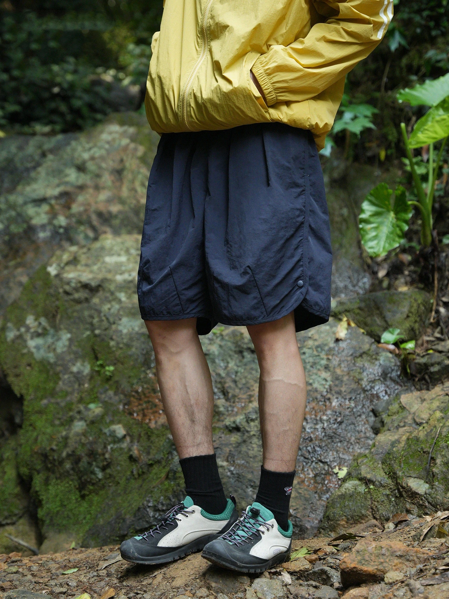 Outdoor Sports Shorts Men's Summer Thin Quick Dry Casual Ice Silk Loose Five-Point Pants Breathable Elastic Waist Nylon Fabric
Outdoor Sports Shorts Men's Summer Thin Quick Dry Casual Ice Silk Loose Five-Point Pants Breathable Elastic Waist Nylon Fabric