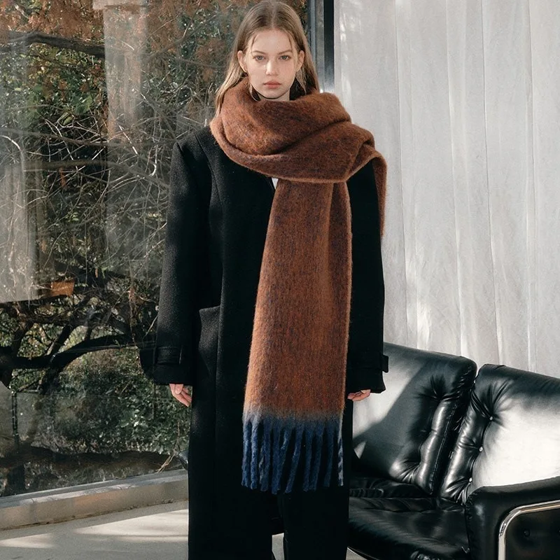 Thick Winter Women's Scarf Pure Color Warm Student Shoulder Wrap Mouton Hair Fine Beard Korean Style Reed Scarf
Thick Winter Women's Scarf Pure Color Warm Student Shoulder Wrap Mouton Hair Fine Beard Korean Style Reed Scarf