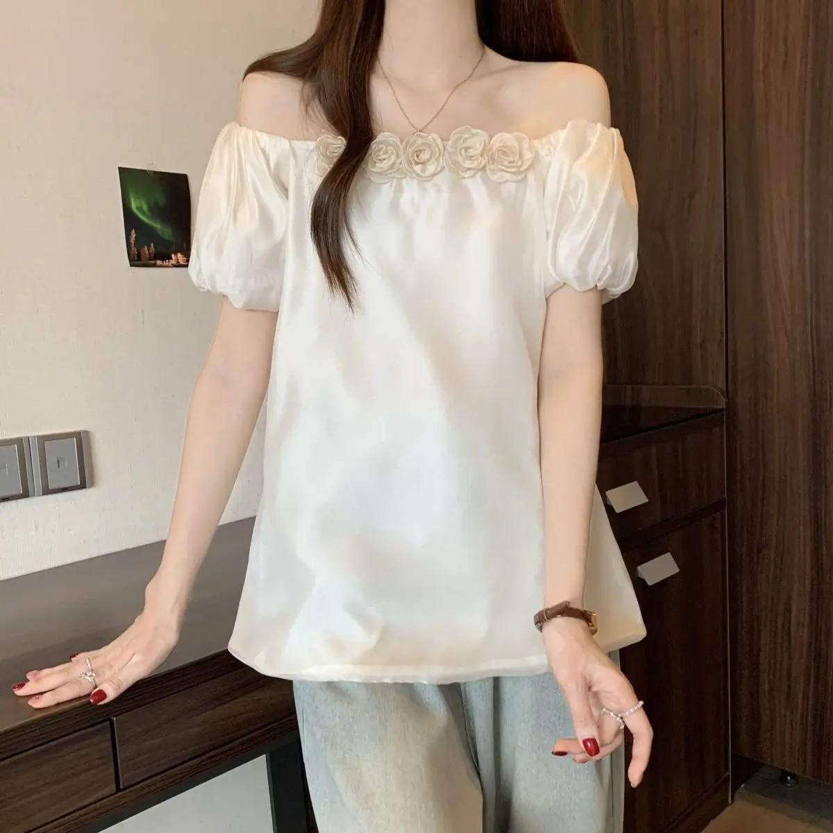 Gagarich French Bubble Sleeve 2025 Summer One Shoulder Chiffon Shirt Dopamine Hoodie Cover Flesh Internet Red Women Wear
Gagarich French Bubble Sleeve 2025 Summer One Shoulder Chiffon Shirt Dopamine Hoodie Cover Flesh Internet Red Women Wear