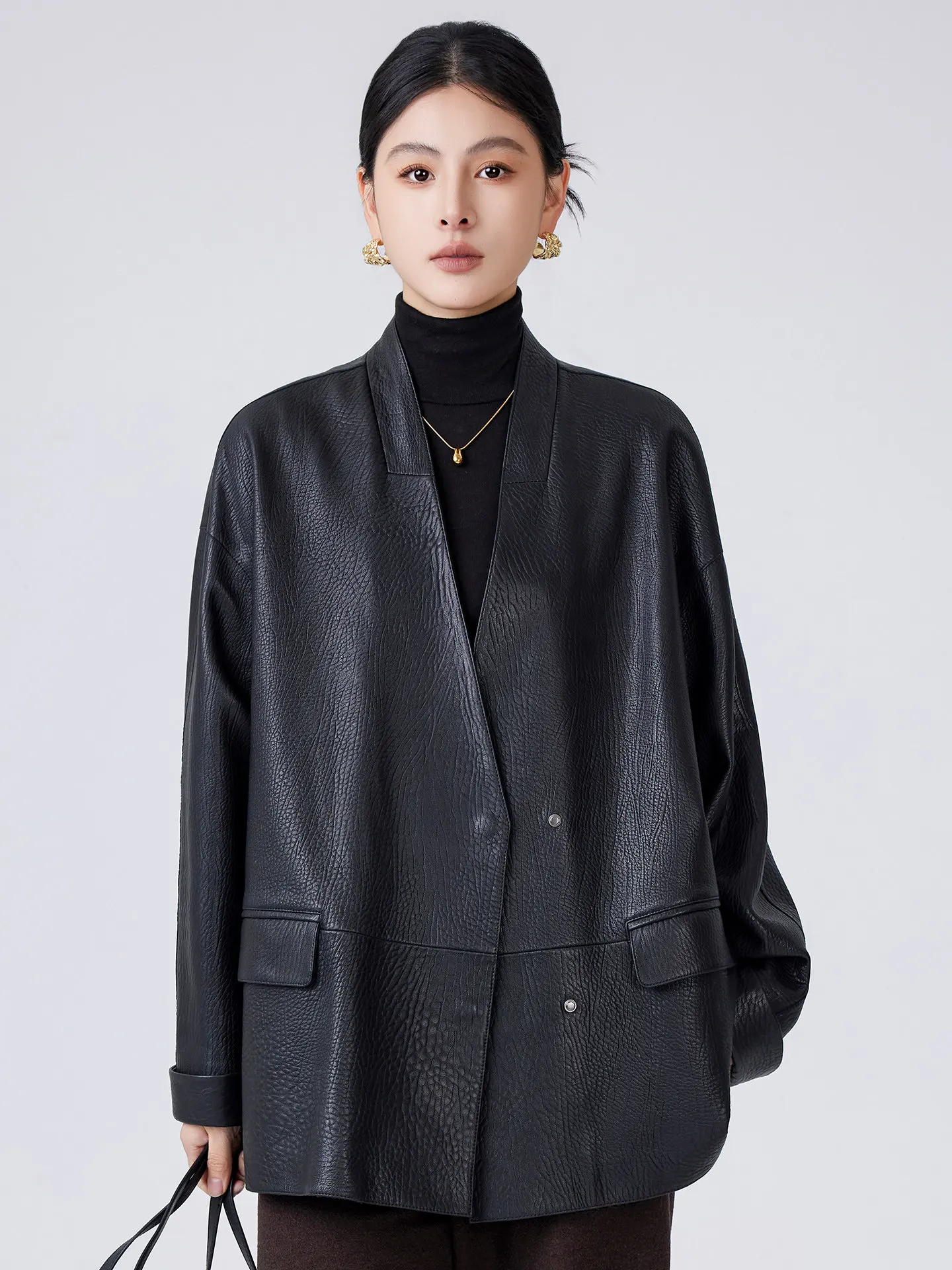 V-neck Elegant Genuine Leather Jackets for Women Simple Casual Loose Soft Bubble Black Natural Real Sheepskin Leather Coat
V-neck Elegant Genuine Leather Jackets for Women Simple Casual Loose Soft Bubble Black Natural Real Sheepskin Leather Coat