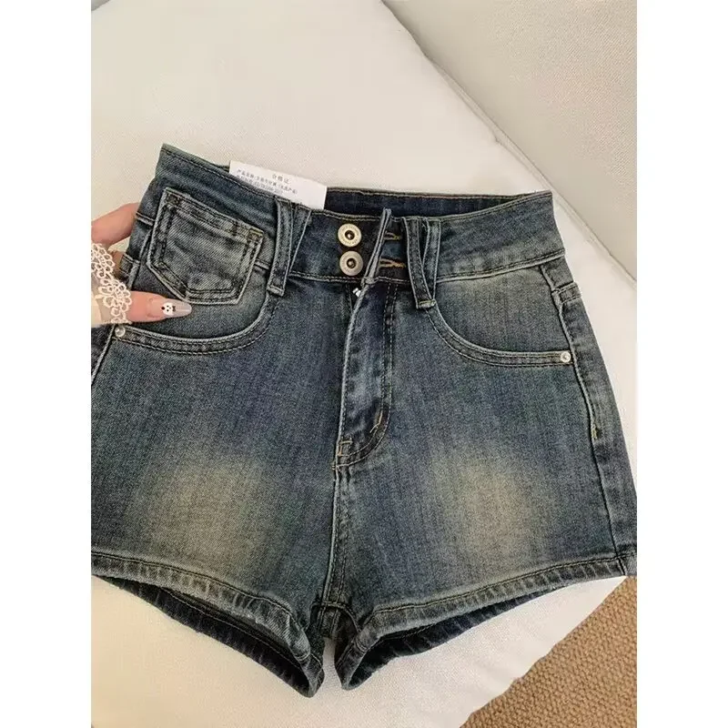 Retro American Denim Shorts Women's High Waist Tight Fit Sexy Small Size Elastic A- Line Hot Pants Cotton Mid Waist Shorts
Retro American Denim Shorts Women's High Waist Tight Fit Sexy Small Size Elastic A- Line Hot Pants Cotton Mid Waist Shorts