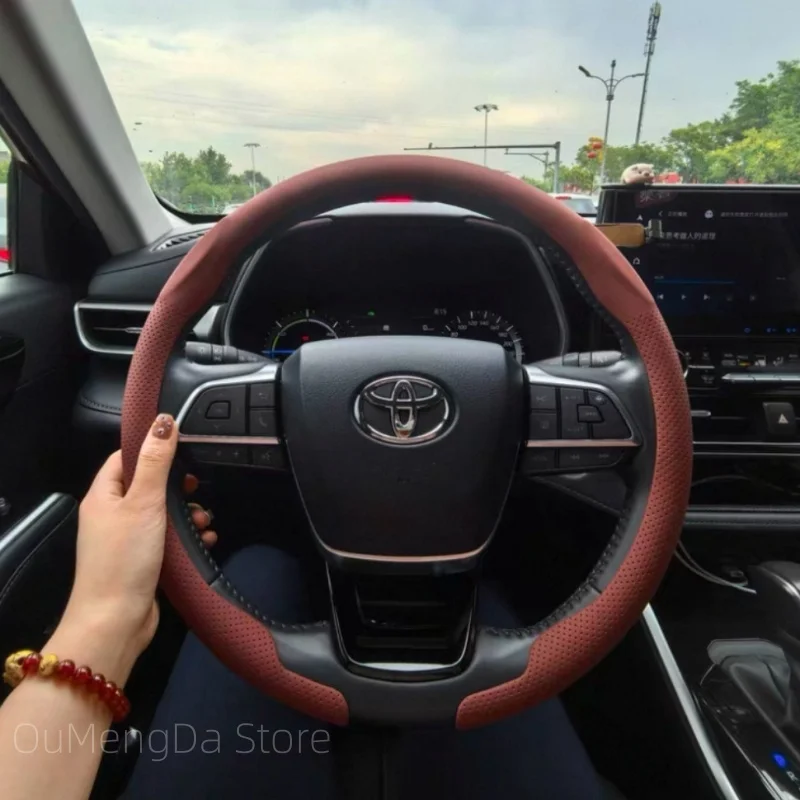 Car Suede Leather Steering Wheel Cover For Toyota GR Sport Auris Camry Corolla C-HR Land Cruiser Pruis rav4 Avalon Levin SIENNA
Car Suede Leather Steering Wheel Cover For Toyota GR Sport Auris Camry Corolla C-HR Land Cruiser Pruis rav4 Avalon Levin SIENNA