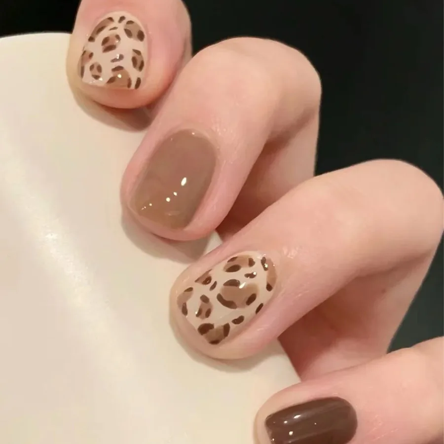 24 Pcs Autumn Winter Cheap Press on Nails Leopard Print Brown Nail Tips Realistic Reusable Adhesive False Nails Stick-on Nails
24 Pcs Autumn Winter Cheap Press on Nails Leopard Print Brown Nail Tips Realistic Reusable Adhesive False Nails Stick-on Nails