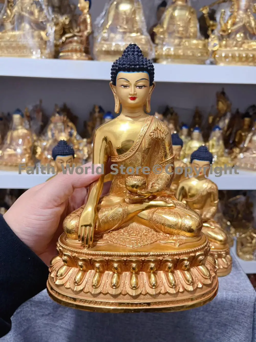 2025 NEW copper Shakyamuni Amitayus Buddha statue Buddhism Tibet Thailand Nepal family Protector Exorcism Bless safety healthy
2025 NEW copper Shakyamuni Amitayus Buddha statue Buddhism Tibet Thailand Nepal family Protector Exorcism Bless safety healthy