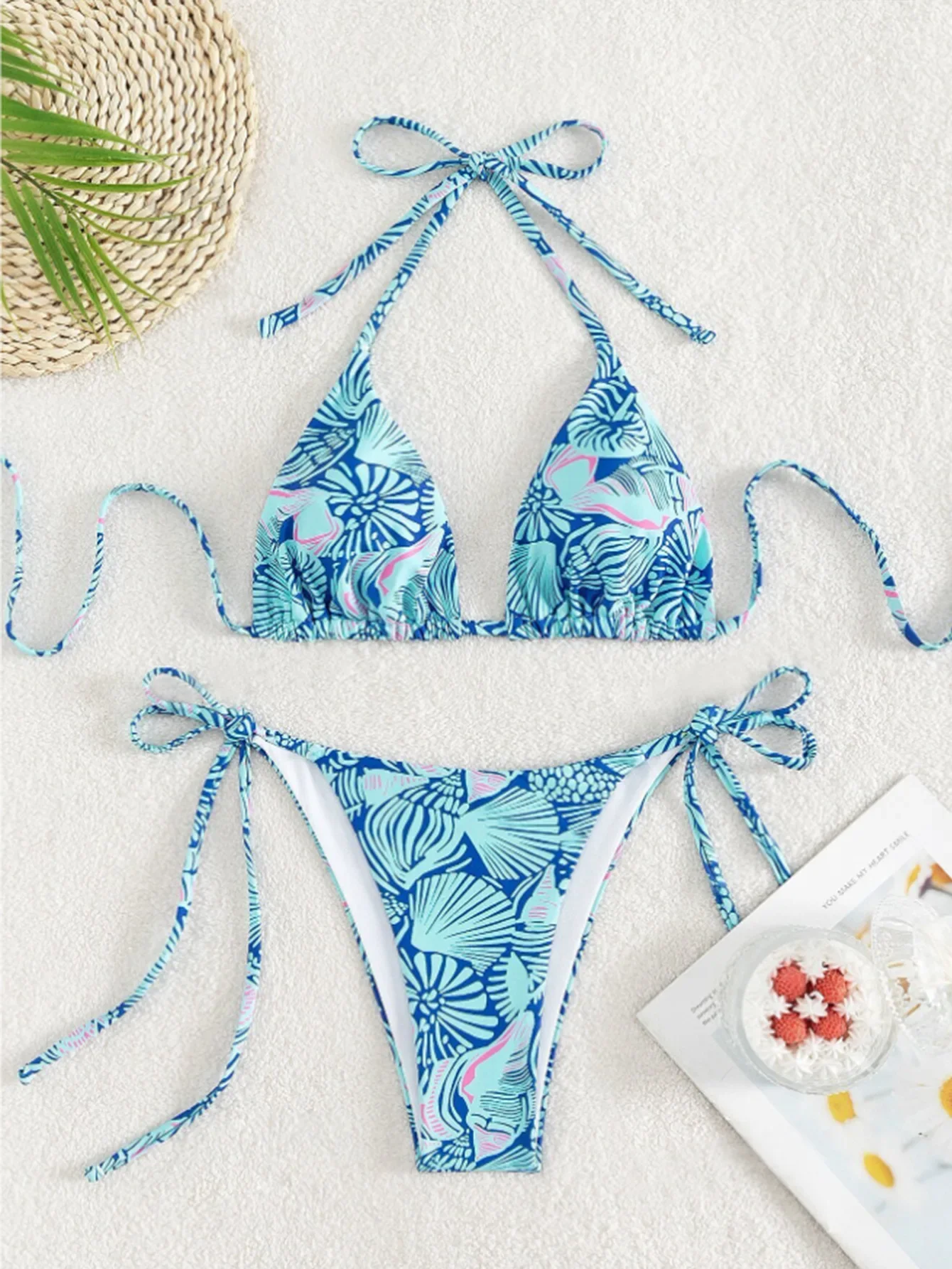 Sexy String Bikini 2024 Two Pieces Print Swimsuit Female Swimwear Women Thong Bikinis Set Bather Beachwear Bathing Suit Pool
Sexy String Bikini 2024 Two Pieces Print Swimsuit Female Swimwear Women Thong Bikinis Set Bather Beachwear Bathing Suit Pool