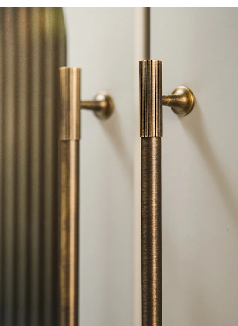 Solid Brass Art Deco Vertical Lines Linear Kitchen Cabinet Knobs T Bars Bedroom Wardrobes Long Pull Drawer Handle
Solid Brass Art Deco Vertical Lines Linear Kitchen Cabinet Knobs T Bars Bedroom Wardrobes Long Pull Drawer Handle