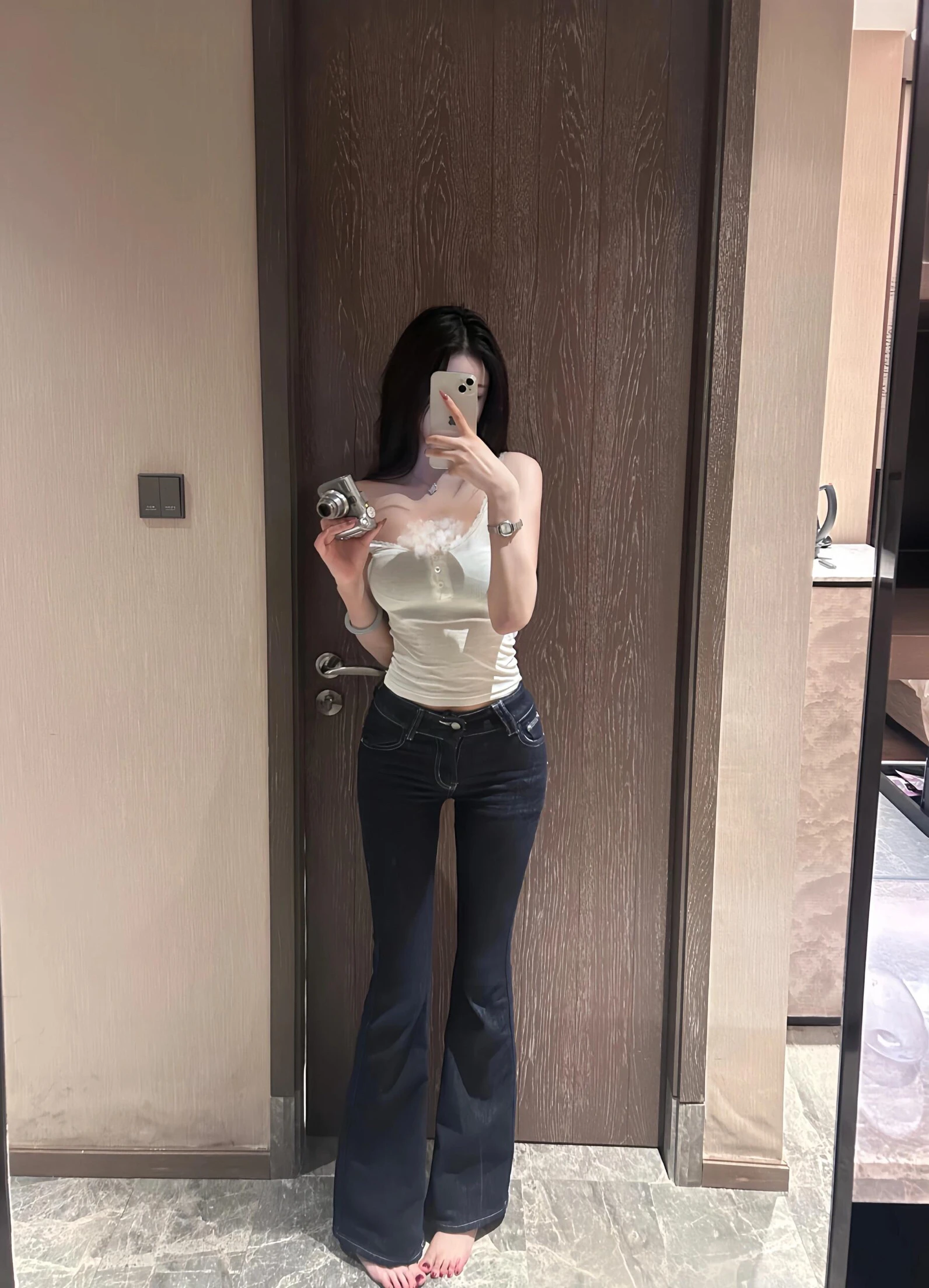 Slimming High Waist Flared Jeans Women's Long Floor Length American Retro Deep Blue Sexy Girl Korean Style European Sister
Slimming High Waist Flared Jeans Women's Long Floor Length American Retro Deep Blue Sexy Girl Korean Style European Sister
