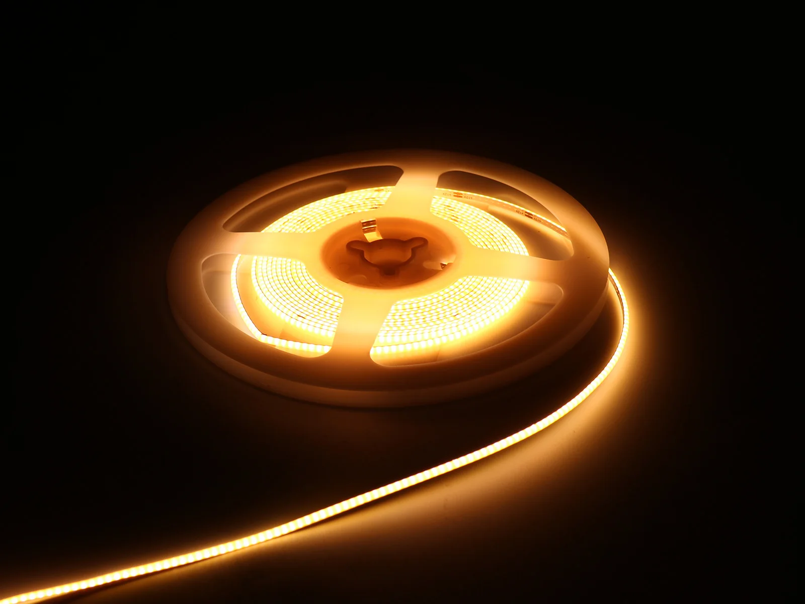 4000K Single-color COB Soft Light Strip, No Light Spots, Low Power Consumption Design, Supports Free Cutting
4000K Single-color COB Soft Light Strip, No Light Spots, Low Power Consumption Design, Supports Free Cutting