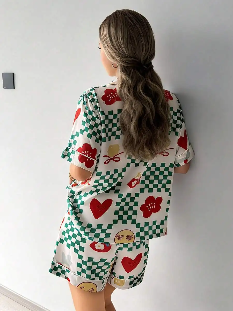 2pcs Green White Checkered Short Sleeve Pajama Set With Floral Heart Print
2pcs Green White Checkered Short Sleeve Pajama Set With Floral Heart Print