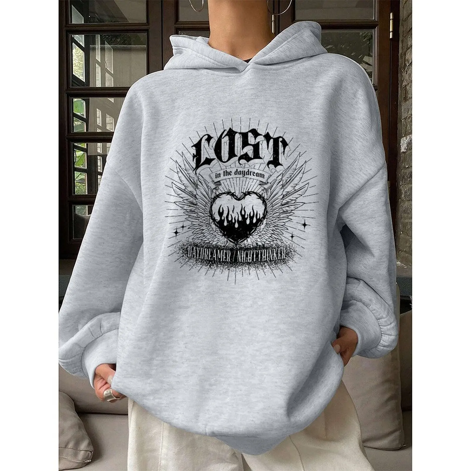 Women Sweatshirts Pullover Hoodies Winter Casual Printed Comfortable Fabric Long Sleeve Sweater Winter Woman Clothes 2025
Women Sweatshirts Pullover Hoodies Winter Casual Printed Comfortable Fabric Long Sleeve Sweater Winter Woman Clothes 2025