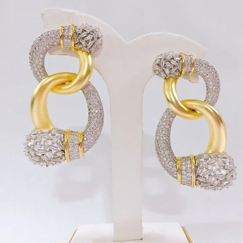 Gorgeous Trendy Two Tone Circle Women's Zirconia Earring Pierced Electroplated Large Stunning Earring For Party Free Shipping
Gorgeous Trendy Two Tone Circle Women's Zirconia Earring Pierced Electroplated Large Stunning Earring For Party Free Shipping