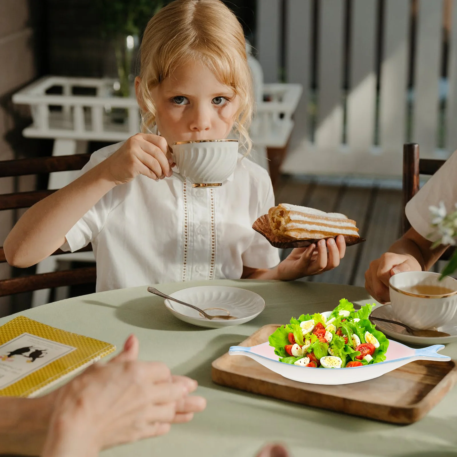 1Pcs Fish Shape Plate Creative Thick Ceramic Bread Holder Fruit Tray Pizza Plate Multifunctional Tableware for Banquet
1Pcs Fish Shape Plate Creative Thick Ceramic Bread Holder Fruit Tray Pizza Plate Multifunctional Tableware for Banquet