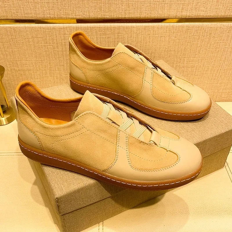 Men Leather Shoes Loafers Fashion Ethnic Style Casual Shoes Man Comfortable Lightweight Breathable Shoes for Men
Men Leather Shoes Loafers Fashion Ethnic Style Casual Shoes Man Comfortable Lightweight Breathable Shoes for Men
