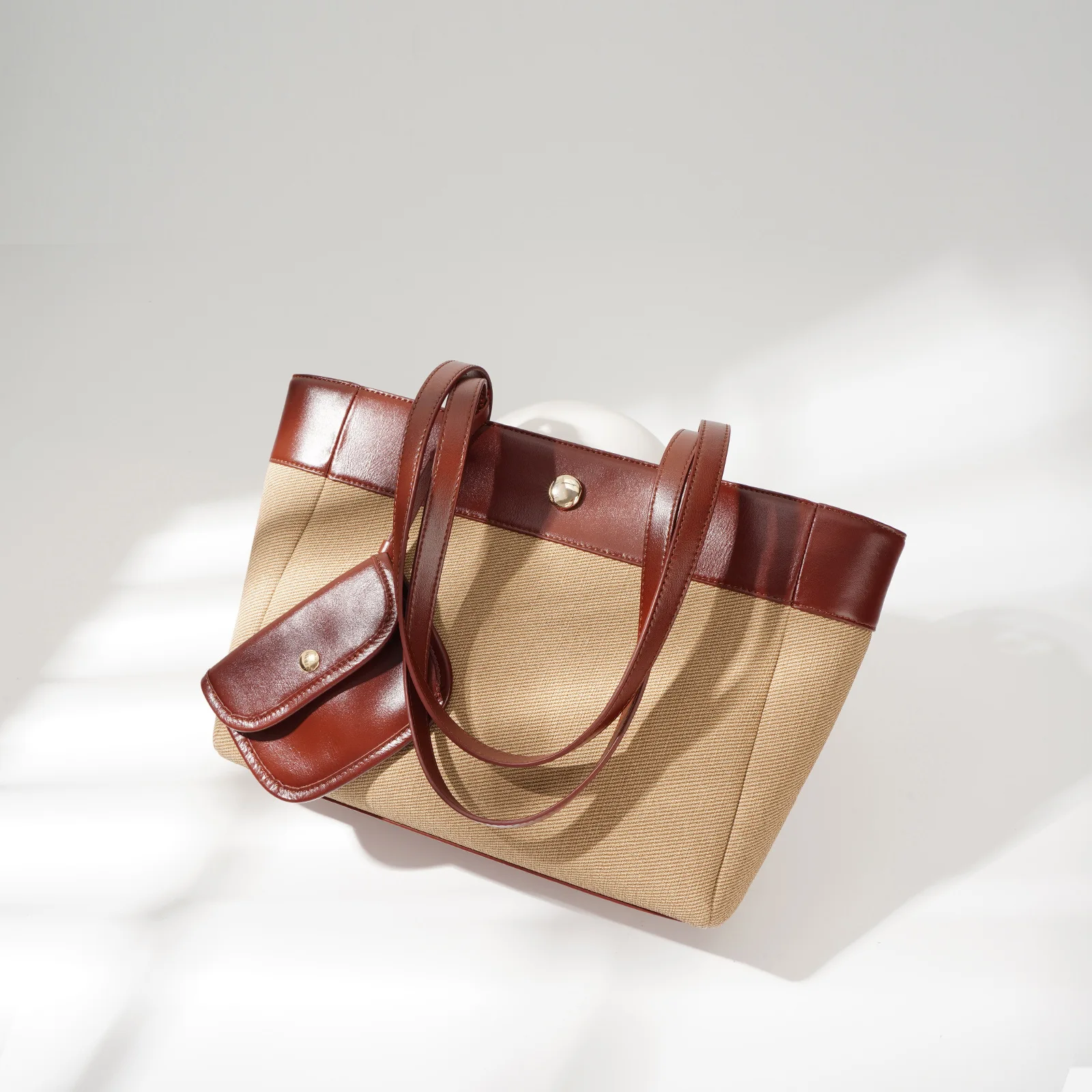 Pure Color Korean Women's Tote Bag Trend Fashion Stylish Canvas Handbag For Commuter Cowhide Leather Casual Office Lady Tote Bag
Pure Color Korean Women's Tote Bag Trend Fashion Stylish Canvas Handbag For Commuter Cowhide Leather Casual Office Lady Tote Bag