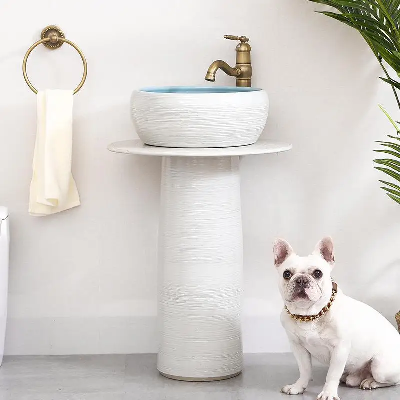 Small apartment bathroom column type face wash basin household table wash basin floor type outdoor wash basin courtyard
Small apartment bathroom column type face wash basin household table wash basin floor type outdoor wash basin courtyard