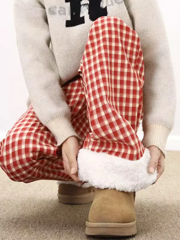 Warm Lamb Fur Snow Pants Red Plaid Cotton Trousers for Men And Women Winter Couple Outerwear Northeast Cold Resistant below 4...
Warm Lamb Fur Snow Pants Red Plaid Cotton Trousers for Men And Women Winter Couple Outerwear Northeast Cold Resistant below 4...