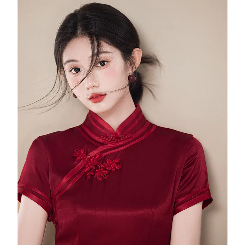 Красный китайский традиционный женский костюм для свадьбы, помолвки, повседневной носки и выступлений, простой, элегантный, высокого качества
Красный китайский традиционный женский костюм для свадьбы, помолвки, повседневной носки и выступлений, простой, элегантный, высокого качества