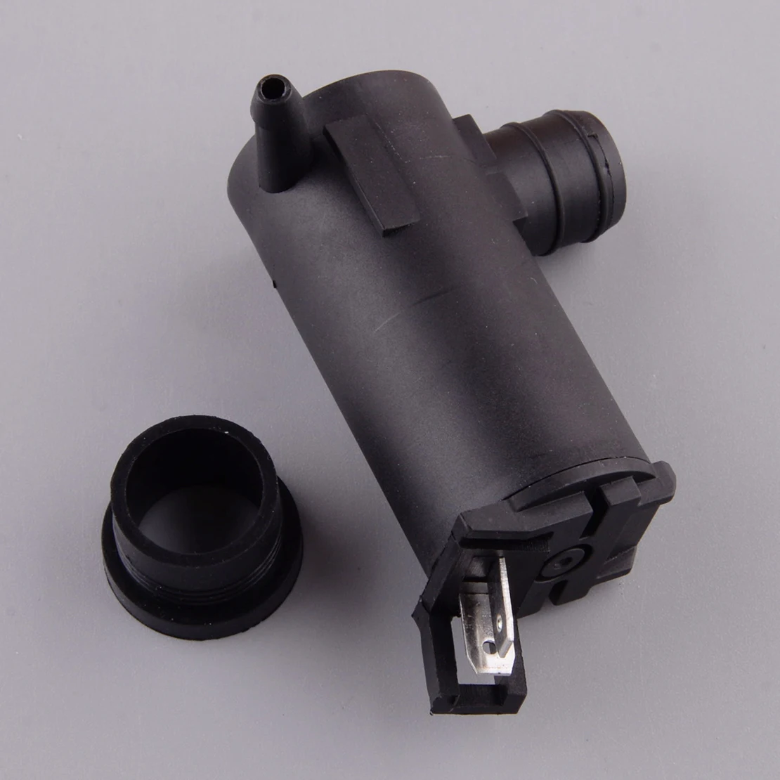 6156960 83BB17K624AA 83BB17K624BA 6140949 Car Windshield Windscreen Washer Pump Fit For Ford Territory SX SY SZ Falcon EA EF EL
6156960 83BB17K624AA 83BB17K624BA 6140949 Car Windshield Windscreen Washer Pump Fit For Ford Territory SX SY SZ Falcon EA EF EL