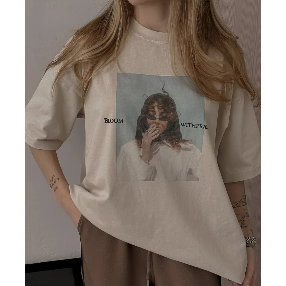 2025 Chic Graphic Printed Cotton T-shirt Loose Plus Size Women's Summer Comfortable Crew-neck Short-sleeved T-shirt
2025 Chic Graphic Printed Cotton T-shirt Loose Plus Size Women's Summer Comfortable Crew-neck Short-sleeved T-shirt
