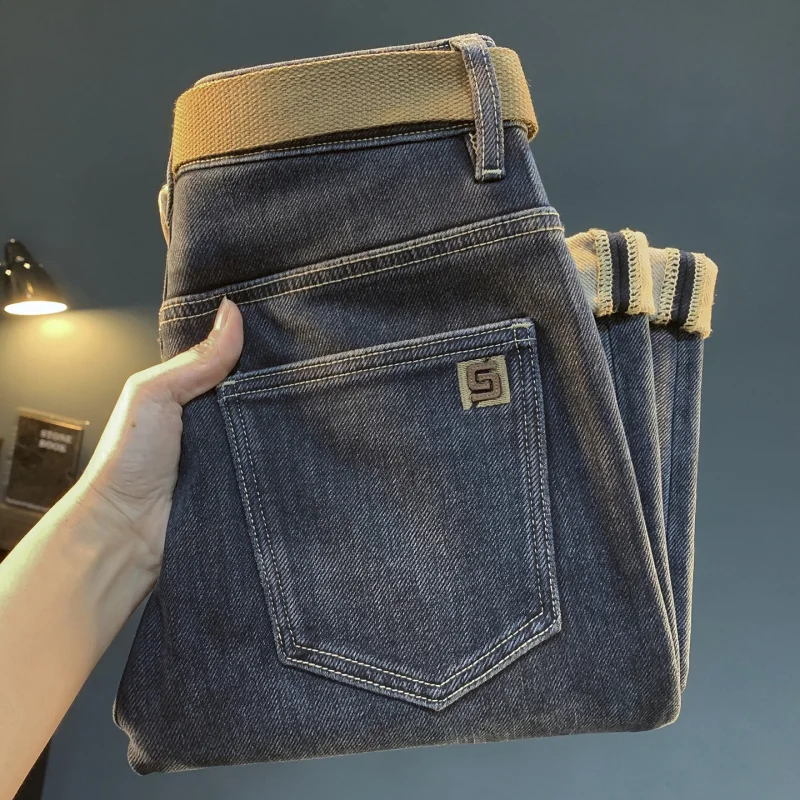 2025 зимние плюшевые толстые теплые джинсы, мужские модные новые микро свободные эластичные длинные брюки для маленьких ног
2025 зимние плюшевые толстые теплые джинсы, мужские модные новые микро свободные эластичные длинные брюки для маленьких ног