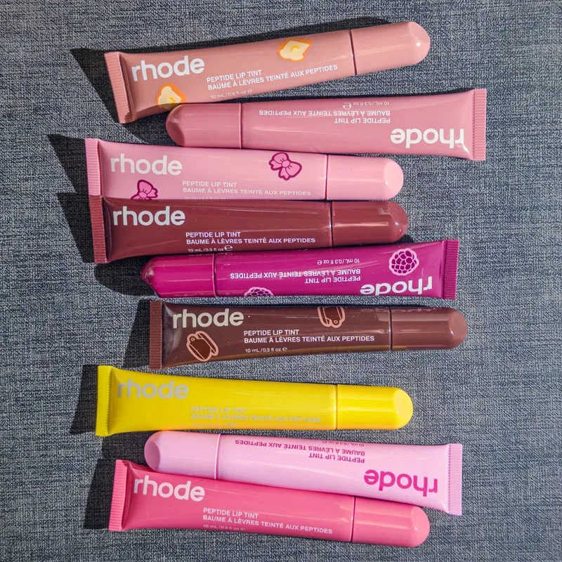 Brand Lip Gloss New Patterned Lipstick New Ribbon Espresso Toast Raspberry Jelly Lip Balm Long Lasting Nourishment Waterproof
Brand Lip Gloss New Patterned Lipstick New Ribbon Espresso Toast Raspberry Jelly Lip Balm Long Lasting Nourishment Waterproof