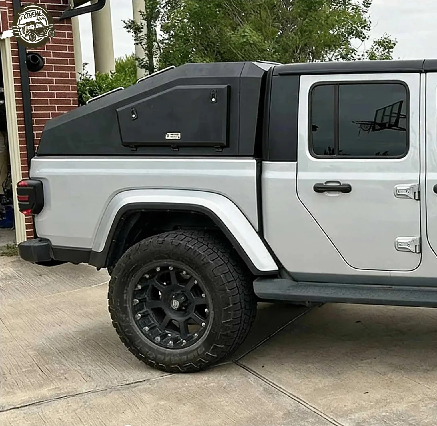 EXTREME Manganese Steel Pickup Truck 4X4 Topper Cover Retractable Folding Hardtop Canopy for Jeep Gladiator 2021 Silverado
EXTREME Manganese Steel Pickup Truck 4X4 Topper Cover Retractable Folding Hardtop Canopy for Jeep Gladiator 2021 Silverado