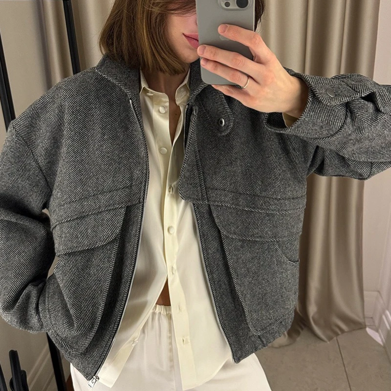 Herringbone Pattern Stand Up Collar Jacket for Autumn and Winter 2025, New Zipper Jacket, Wide Turquoise Coat
Herringbone Pattern Stand Up Collar Jacket for Autumn and Winter 2025, New Zipper Jacket, Wide Turquoise Coat