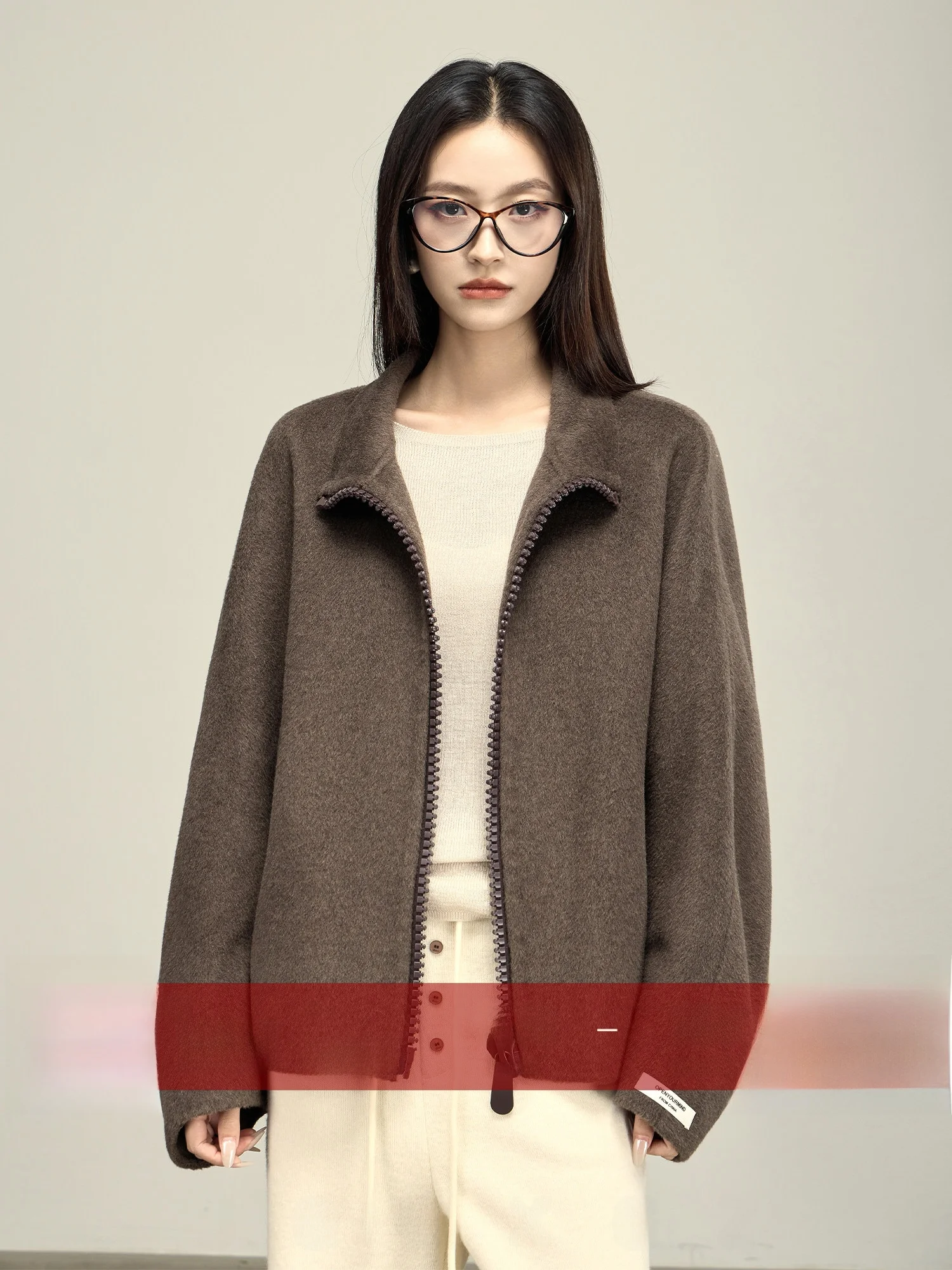Double-Sided Cashmere Woolen Jacket for Women Thickened Autumn Winter Outerwear Elegant Simple Style Standard Fit Ladies Coat
Double-Sided Cashmere Woolen Jacket for Women Thickened Autumn Winter Outerwear Elegant Simple Style Standard Fit Ladies Coat