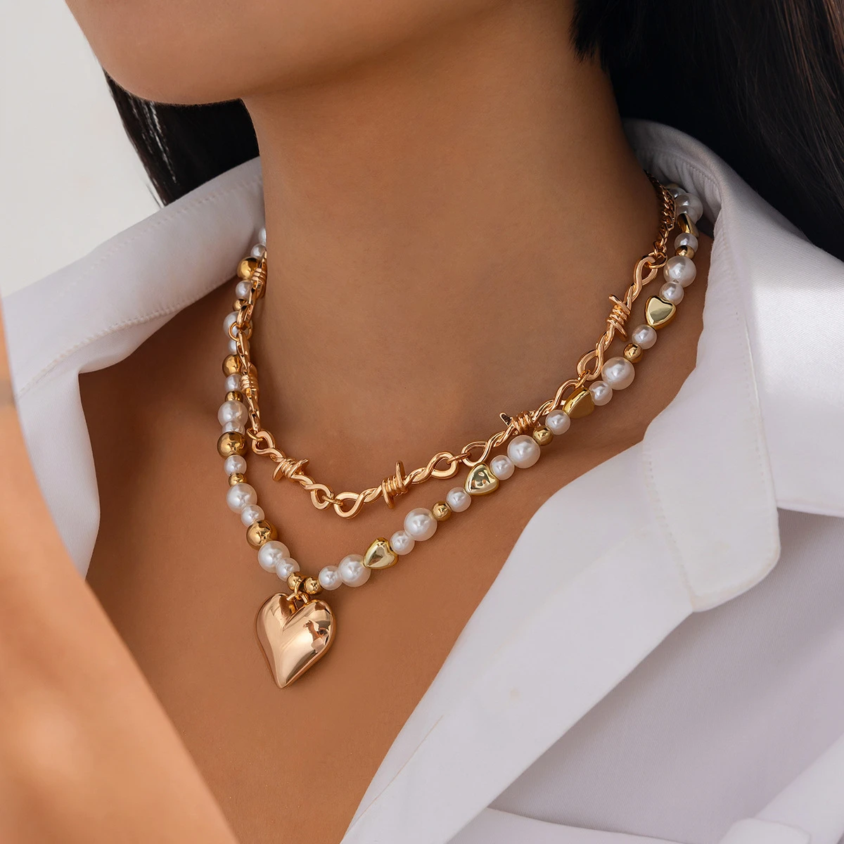 Trendy Layered Pearl Necklace for Women Fashion Heart Pendant Choker Chain Jewelry Elegant Statement Accessories Gift for Her
Trendy Layered Pearl Necklace for Women Fashion Heart Pendant Choker Chain Jewelry Elegant Statement Accessories Gift for Her