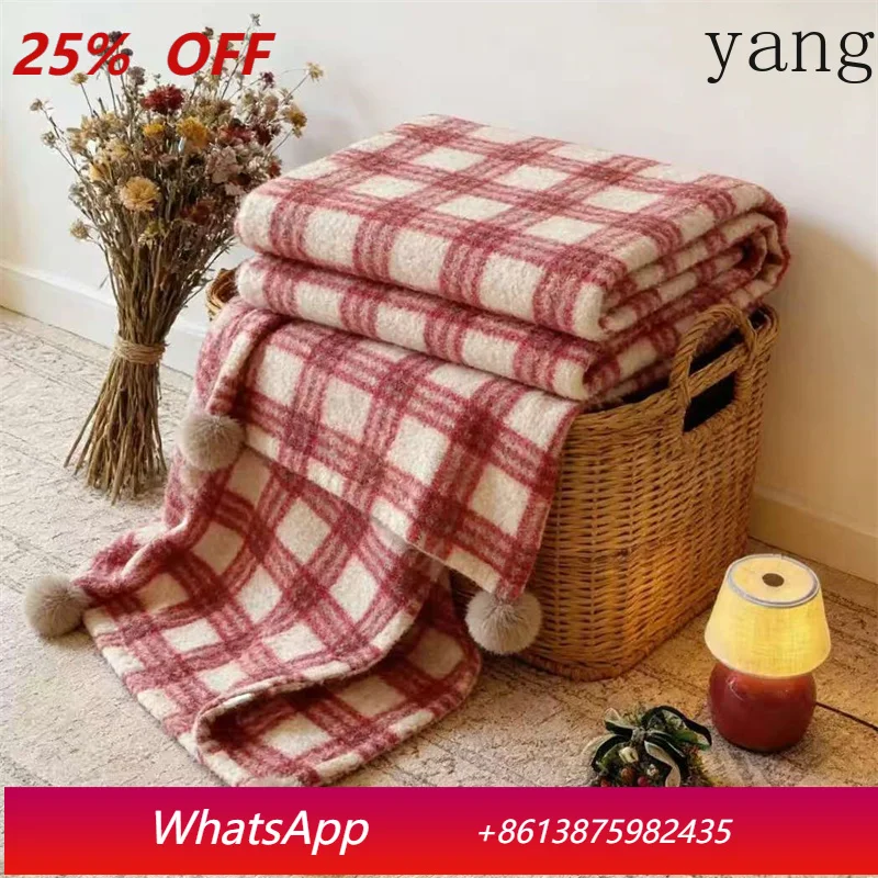 LTT red and white plaid plush blanket double-sided ball blanket autumn and winter thickened sofa blanket
LTT red and white plaid plush blanket double-sided ball blanket autumn and winter thickened sofa blanket