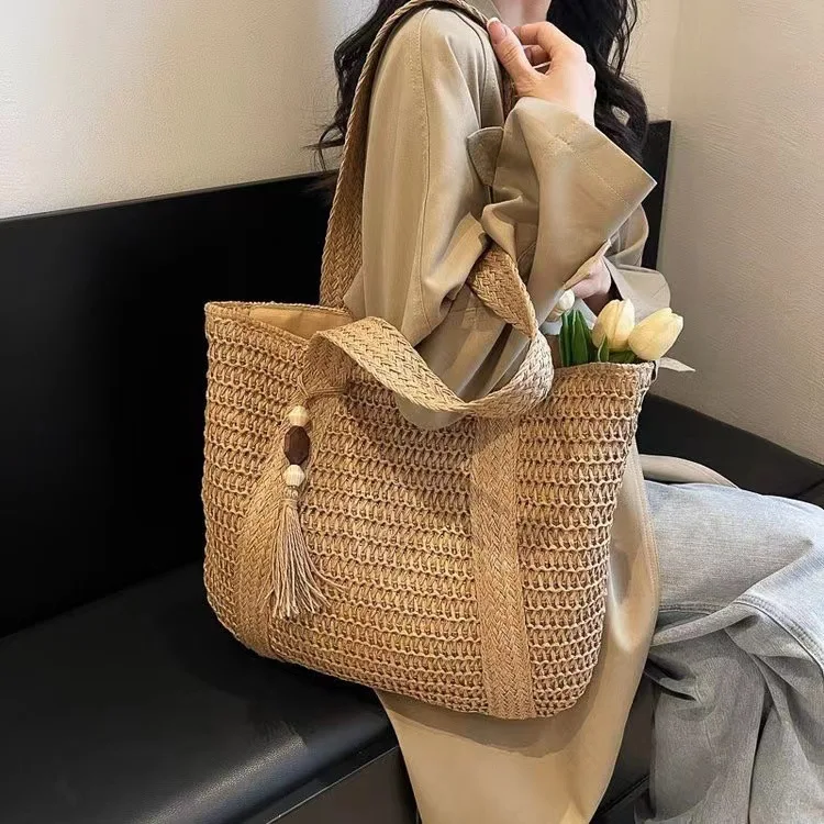 Ins New Large Capacity Solid Color Grass Weaving Bag Versatile One Shoulder Vacation Beach Bag Daily Tote Bag
Ins New Large Capacity Solid Color Grass Weaving Bag Versatile One Shoulder Vacation Beach Bag Daily Tote Bag