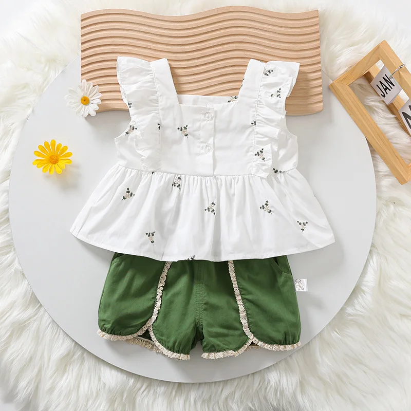 2025 Summer New Baby Girl Embroidered Flower Tank Top Lace Shorts Two Piece Set Pure Cotton Casual Style Sets For Children
2025 Summer New Baby Girl Embroidered Flower Tank Top Lace Shorts Two Piece Set Pure Cotton Casual Style Sets For Children