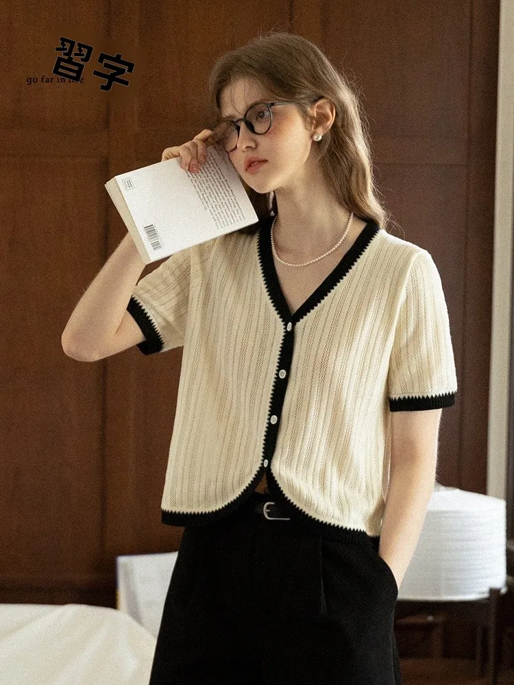 GOFAR Knitted V-Neck Short Sleeve Sweater Women's Summer New Classic Black White Color Block Cardigan Polyester Fiber Button ...
GOFAR Knitted V-Neck Short Sleeve Sweater Women's Summer New Classic Black White Color Block Cardigan Polyester Fiber Button ...