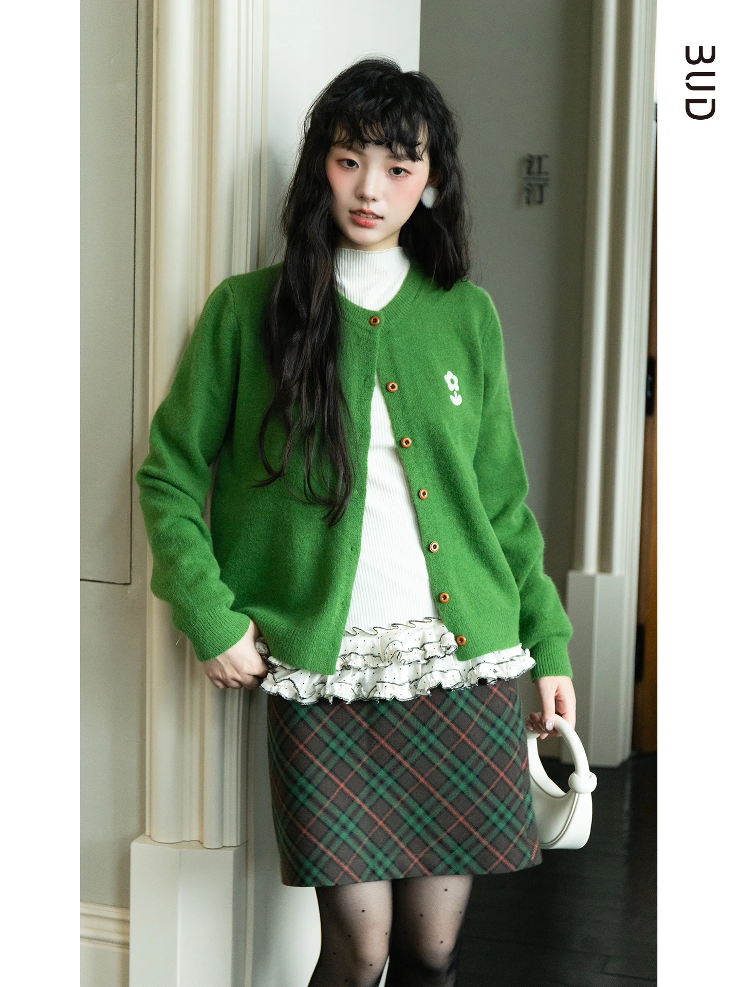 BUD Knitted Open Cardigan Women's Loose Fit round Ne Embroidered Sweater Jaet Autumn College Sle Sweet Slimming
BUD Knitted Open Cardigan Women's Loose Fit round Ne Embroidered Sweater Jaet Autumn College Sle Sweet Slimming