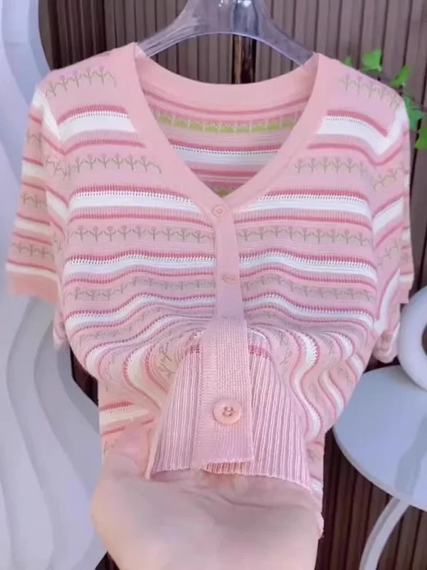 Loose Fit Women's ort Sve Knitted T-irt Summer Slimming Striped Top European Design Sensation Anti-Aging Large Size
Loose Fit Women's ort Sve Knitted T-irt Summer Slimming Striped Top European Design Sensation Anti-Aging Large Size