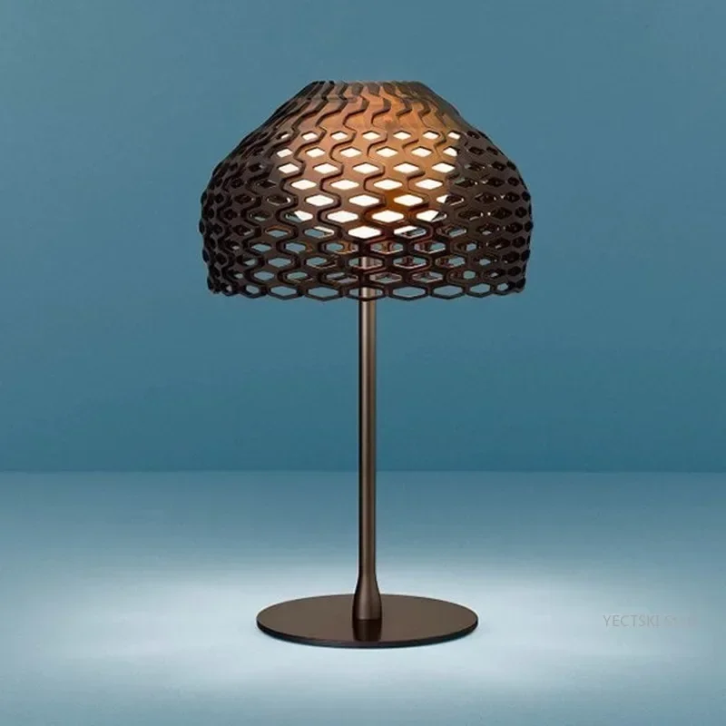 GHEUVNJ Simple and stylish dining room chandelier, living room sofa, desk head, bedroom hollowed out desk lamp, floor lamp
GHEUVNJ Simple and stylish dining room chandelier, living room sofa, desk head, bedroom hollowed out desk lamp, floor lamp