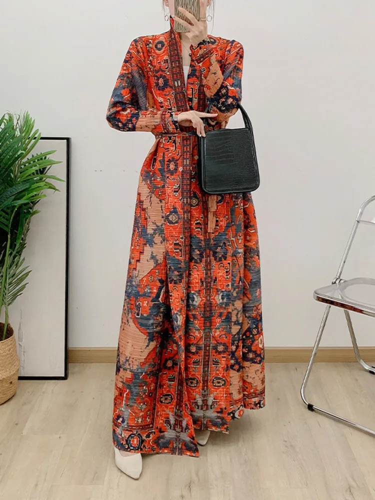Vintage Miyake Pleated Print Long Trench Coat Female Lapel Belt Contrast Color Design Gathered Waist Windbreaker Autumn New
Vintage Miyake Pleated Print Long Trench Coat Female Lapel Belt Contrast Color Design Gathered Waist Windbreaker Autumn New